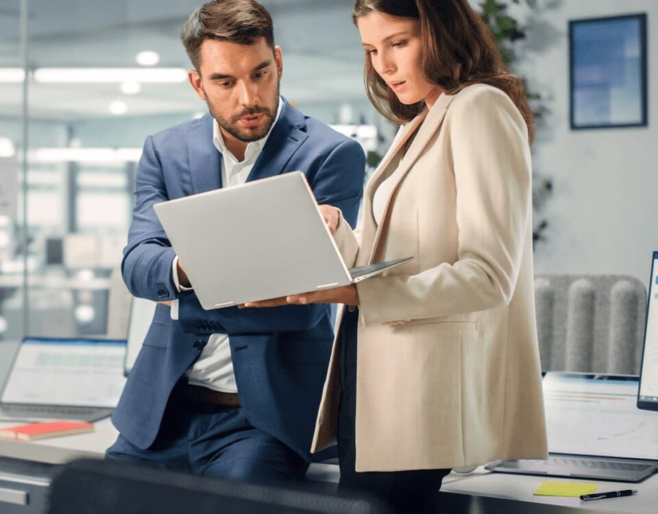 chief information officer discussion with employee